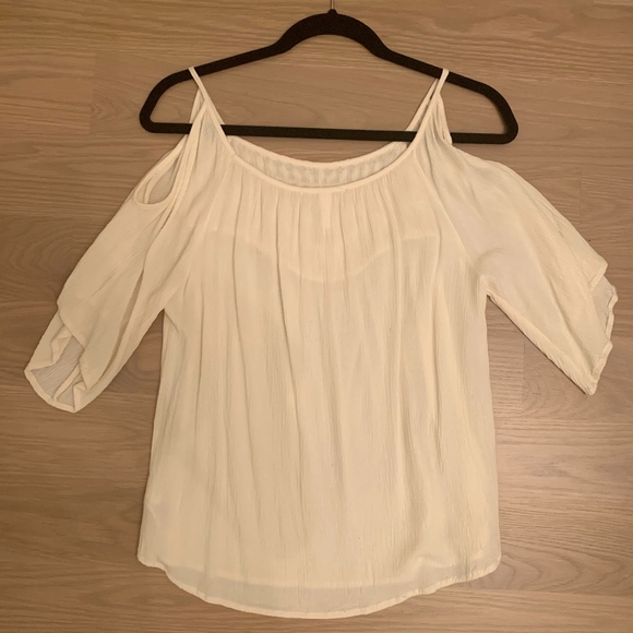 White Flowy Top - Picture 2 of 2